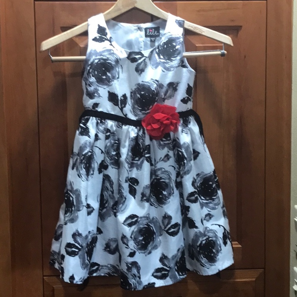Special Occasion girls Dress Size 5